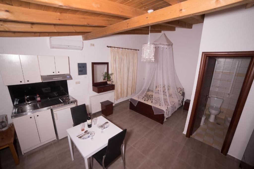 Bodikos Apartments Pitsidia Ngoại thất bức ảnh