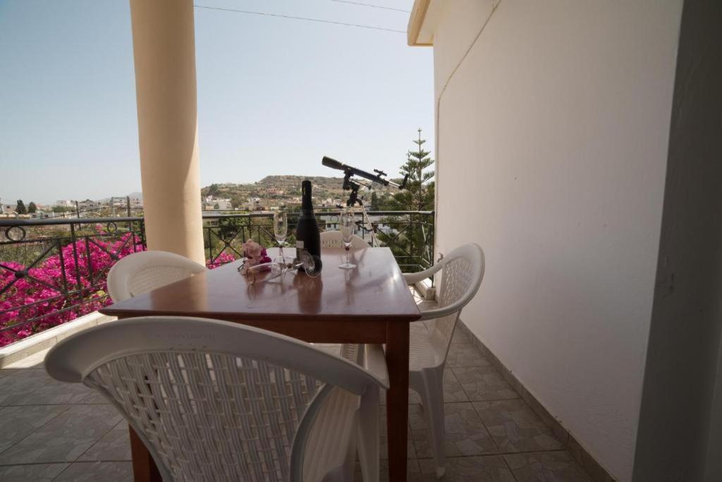 Bodikos Apartments Pitsidia Ngoại thất bức ảnh