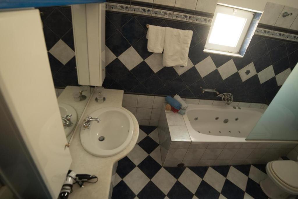 Bodikos Apartments Pitsidia Ngoại thất bức ảnh