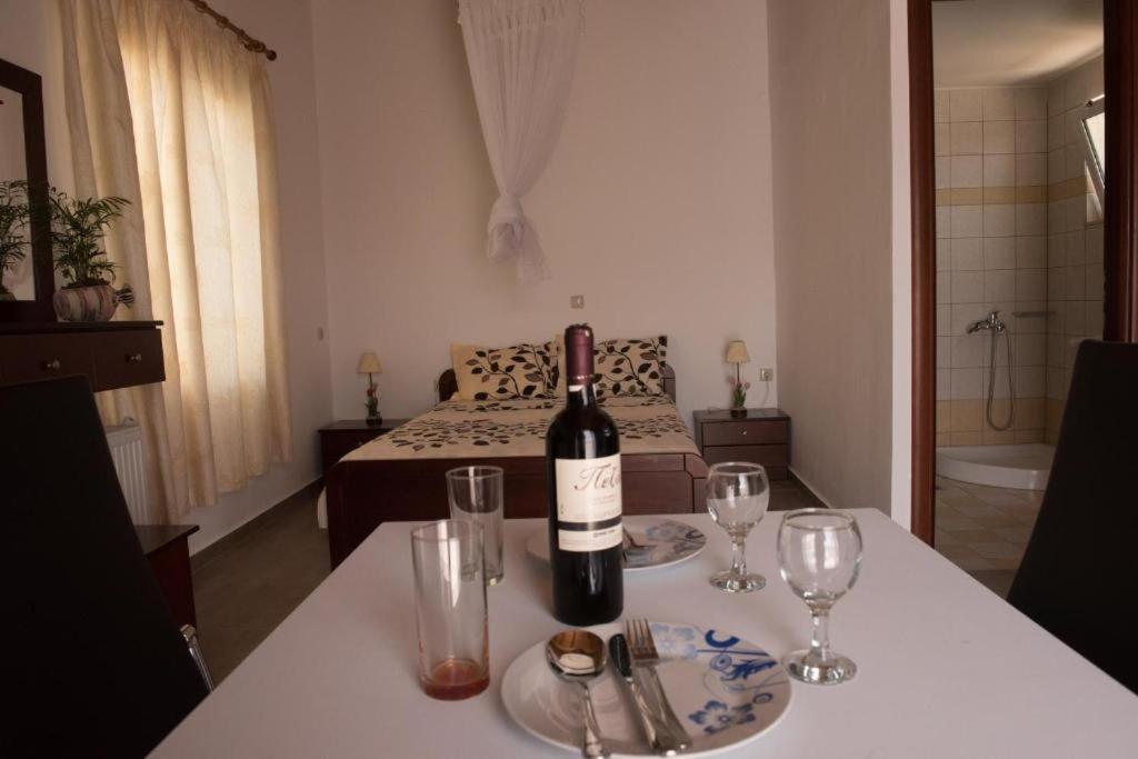 Bodikos Apartments Pitsidia Ngoại thất bức ảnh